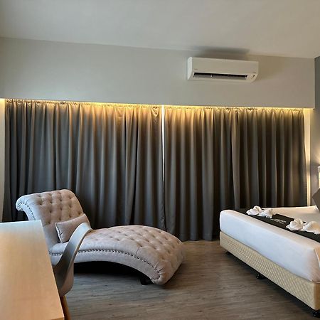 Malacca Hotel Arissa מראה חיצוני תמונה