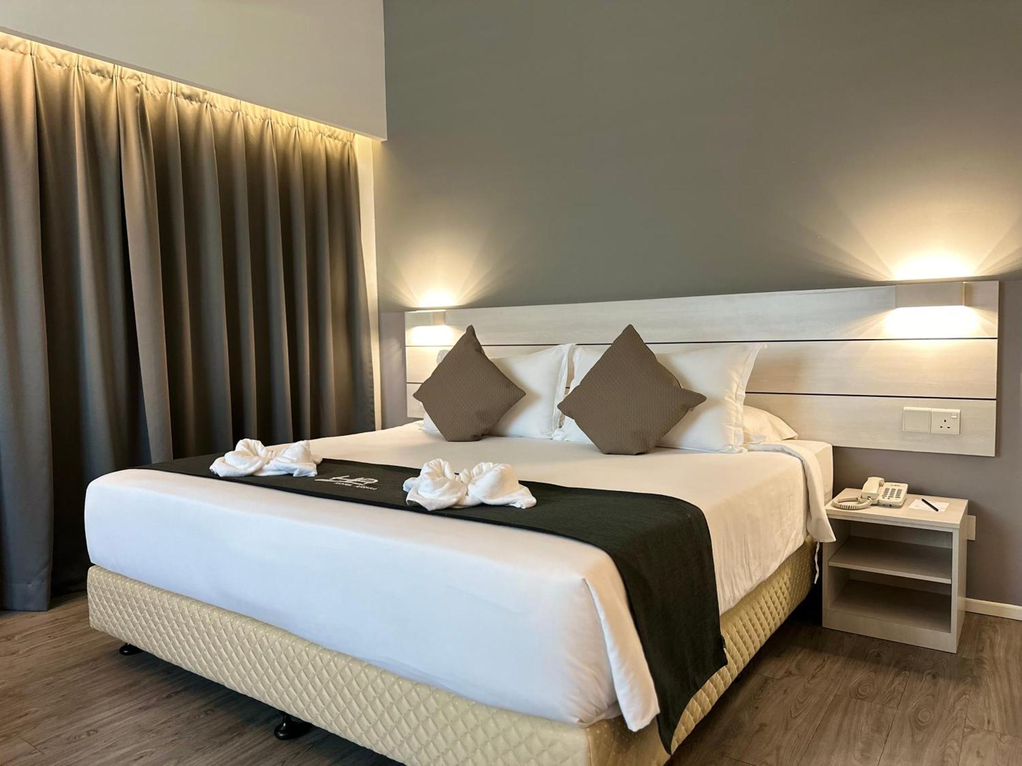 Malacca Hotel Arissa מראה חיצוני תמונה