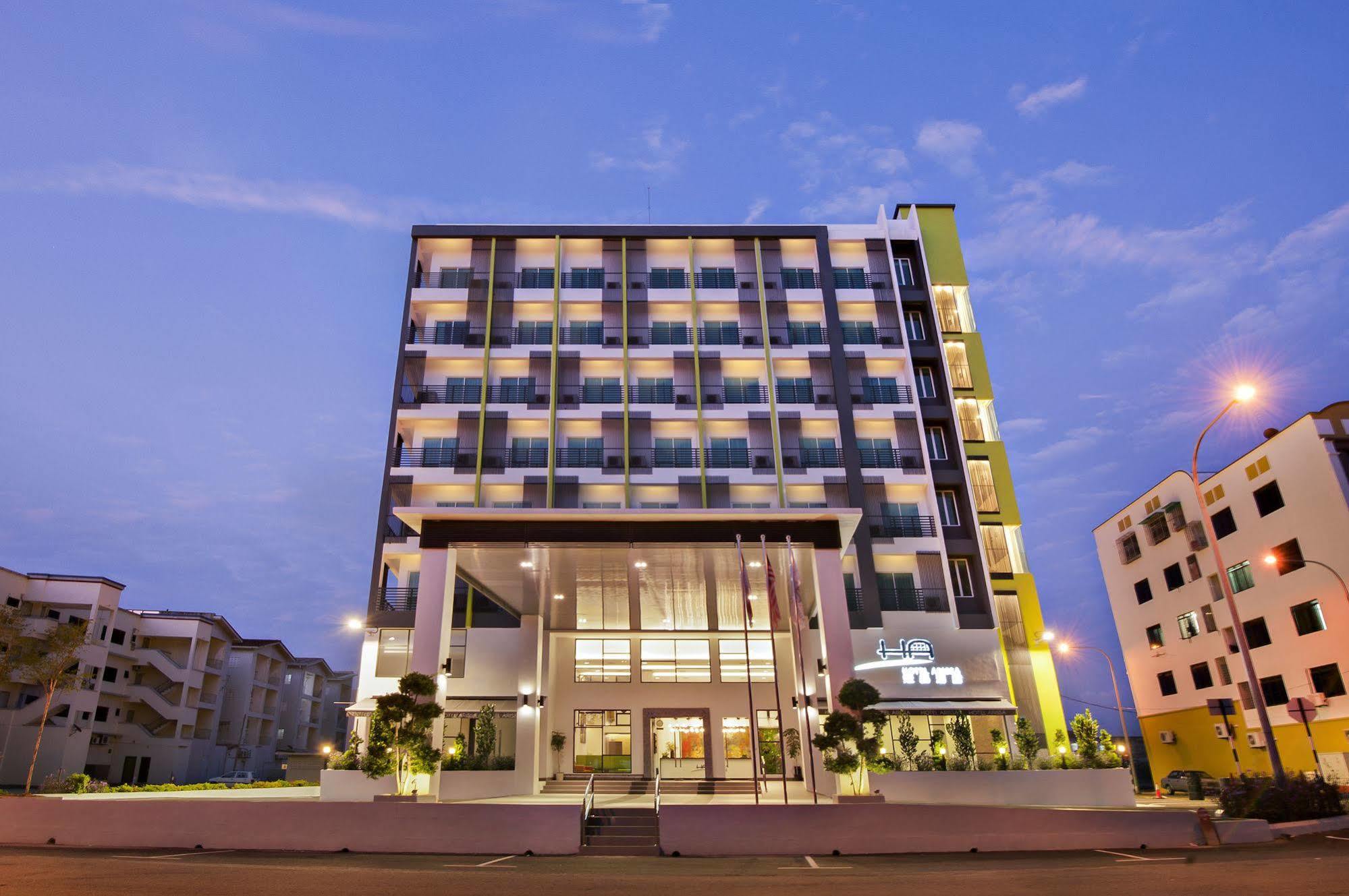 Malacca Hotel Arissa מראה חיצוני תמונה